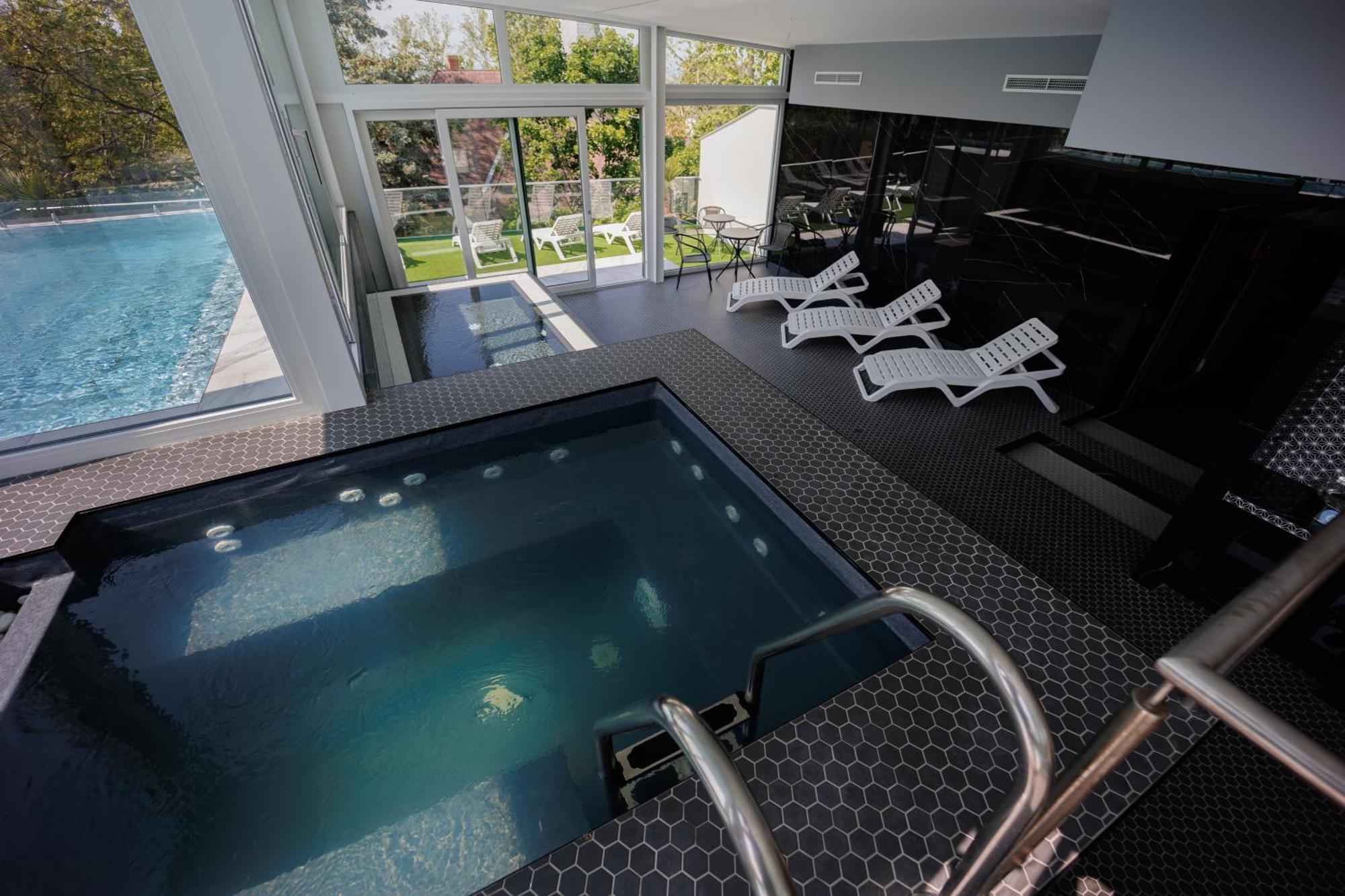 Villa Bauhaus Labi Garden Wellness Apartman Siófok Kültér fotó