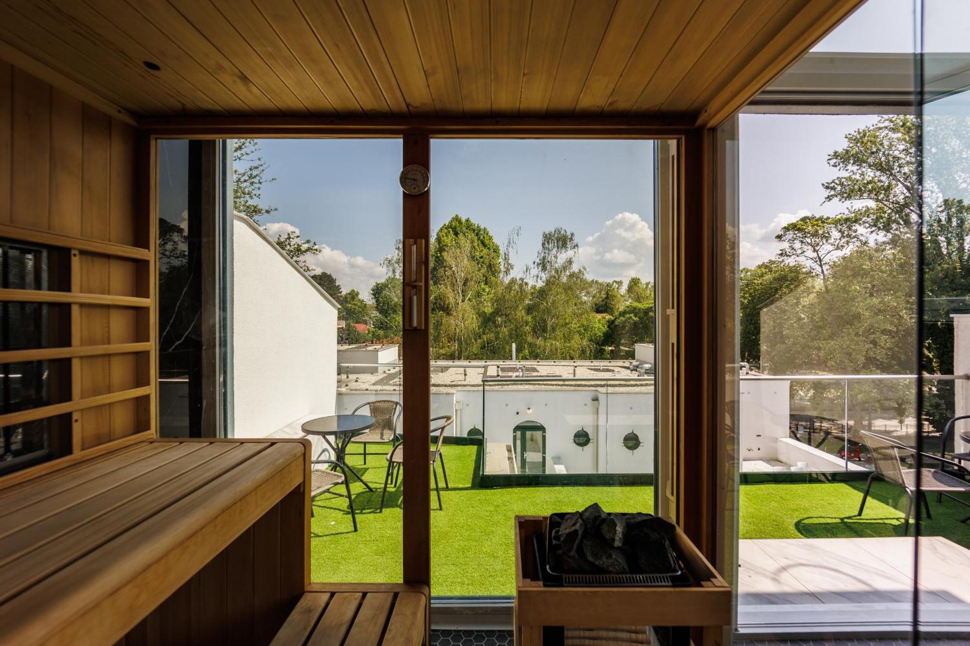 Villa Bauhaus Labi Garden Wellness Apartman Siófok Kültér fotó