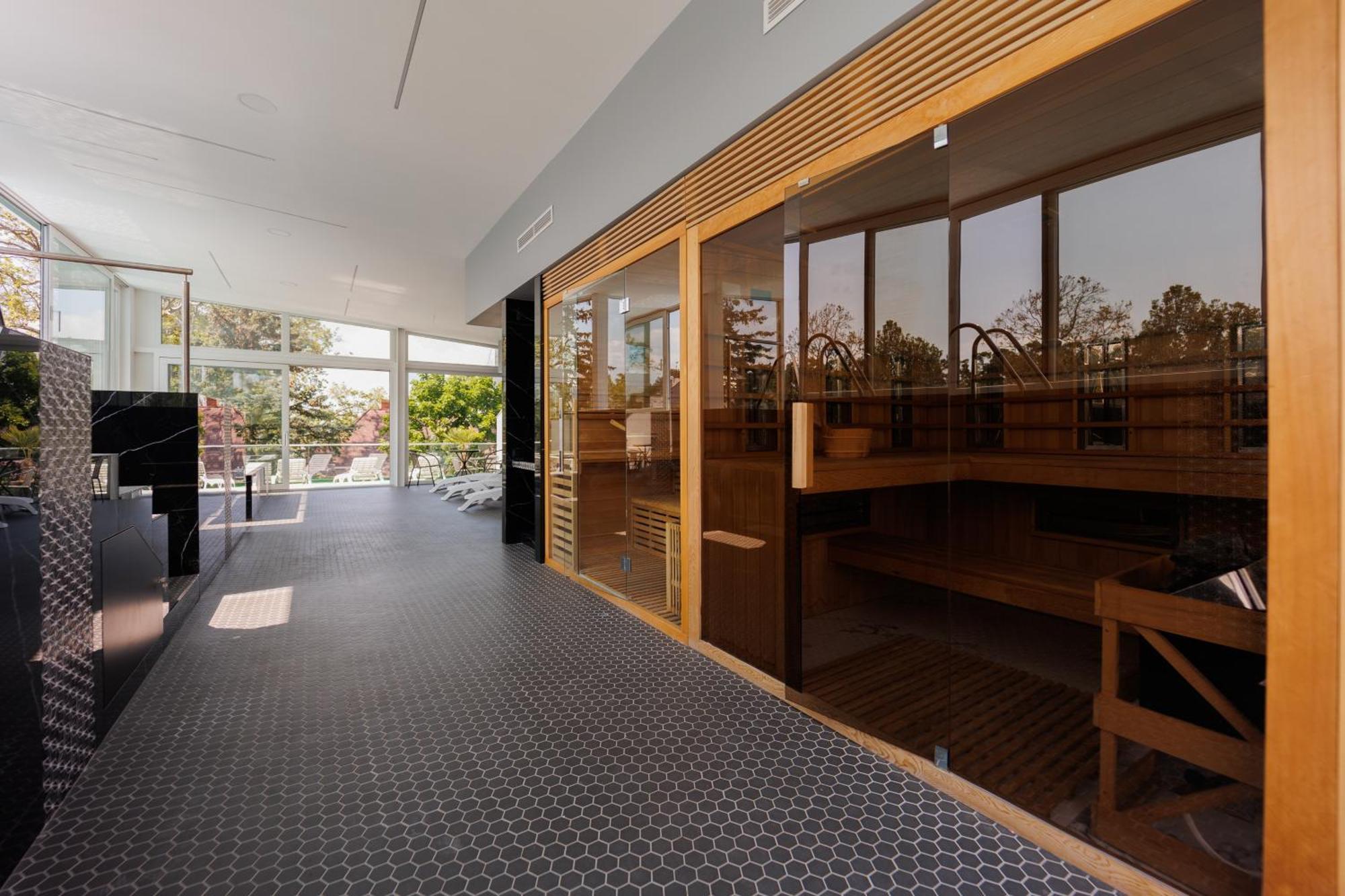 Villa Bauhaus Labi Garden Wellness Apartman Siófok Kültér fotó